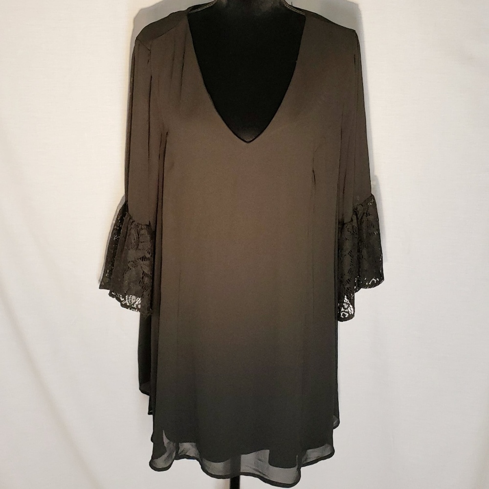Torrid Top - Picture 2 of 6